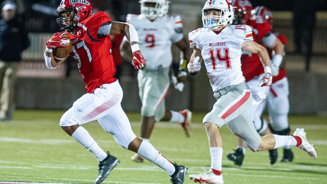 OANow.com - Watts goes for 200 yards, three TDs, powers Opelika into third round image