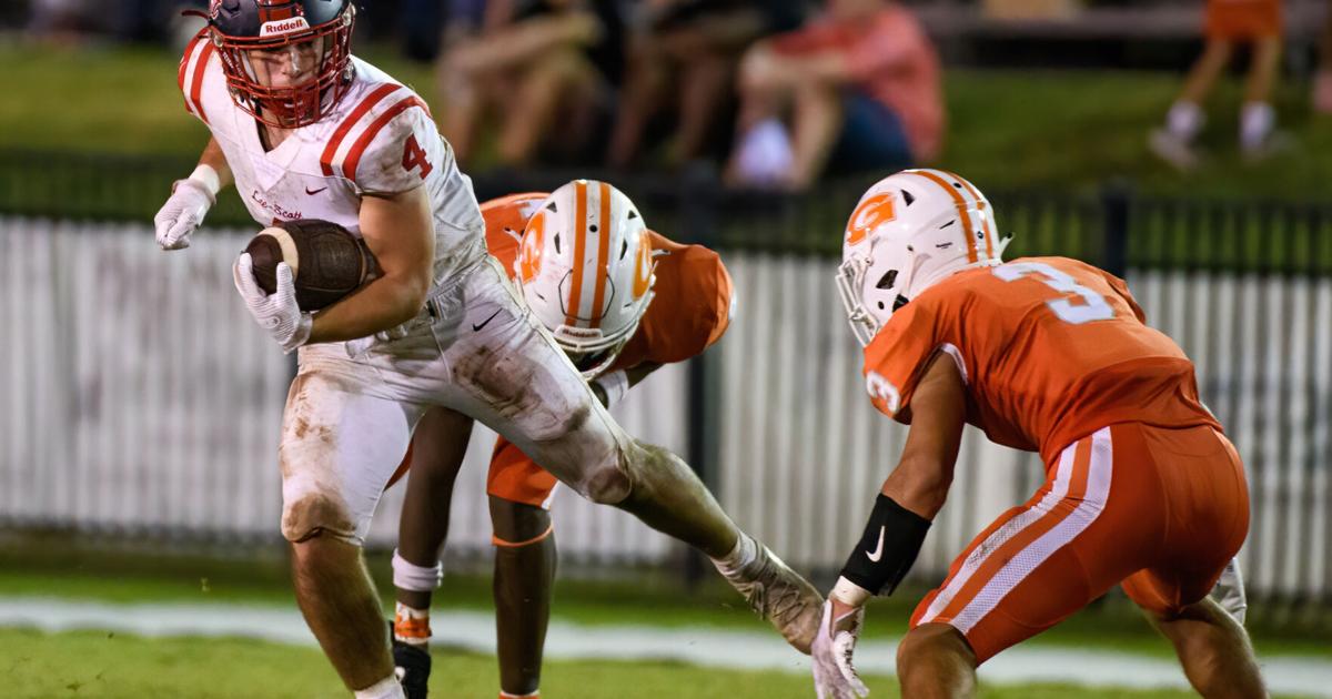 OANow.com - Lee-Scott seniors take long road to careers worth savoring image