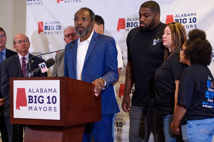 Alabama’s ‘Big 10 Mayors’ urge voters to pass Amendment One on Nov. 8