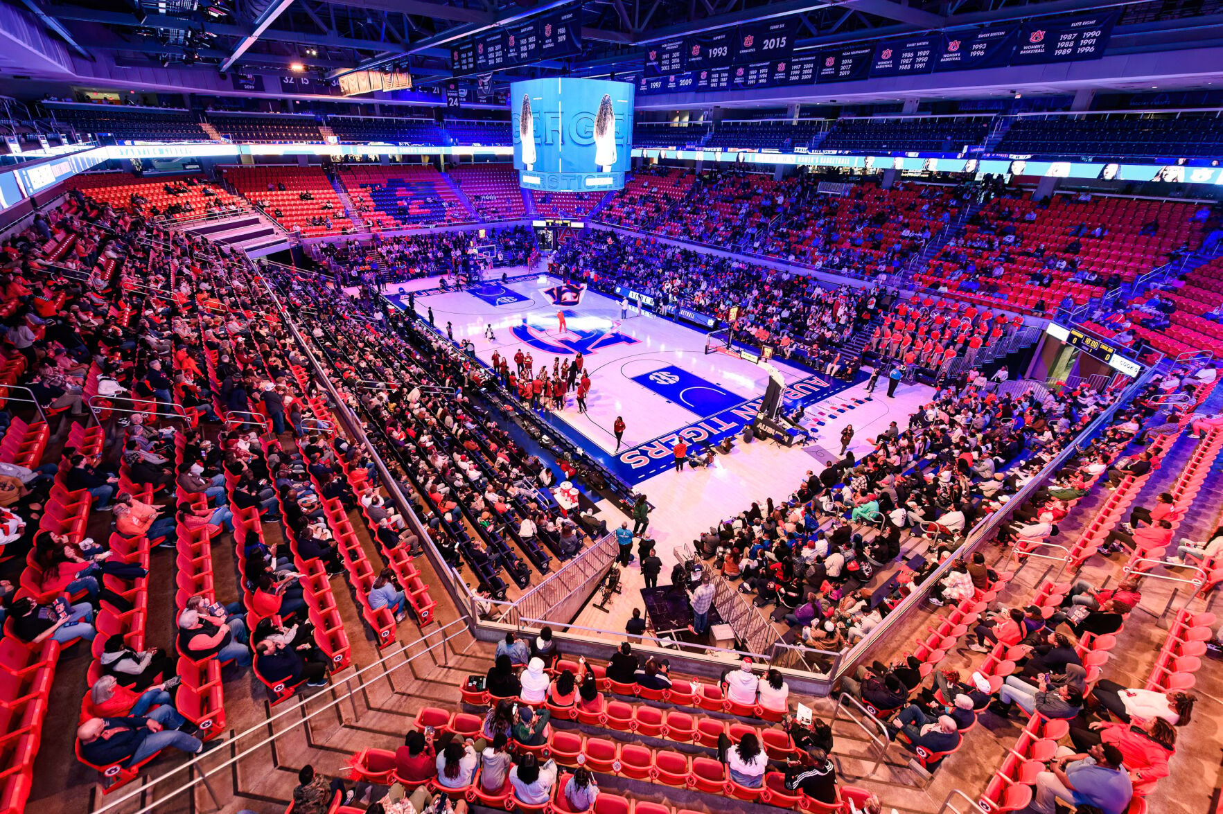 Auburn women's basketball falls to No. 1 South Carolina