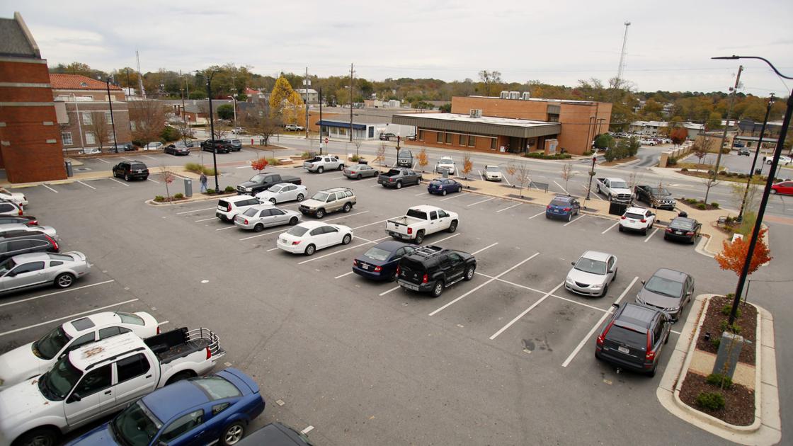 Auburn working to develop strategy for downtown parking Local News