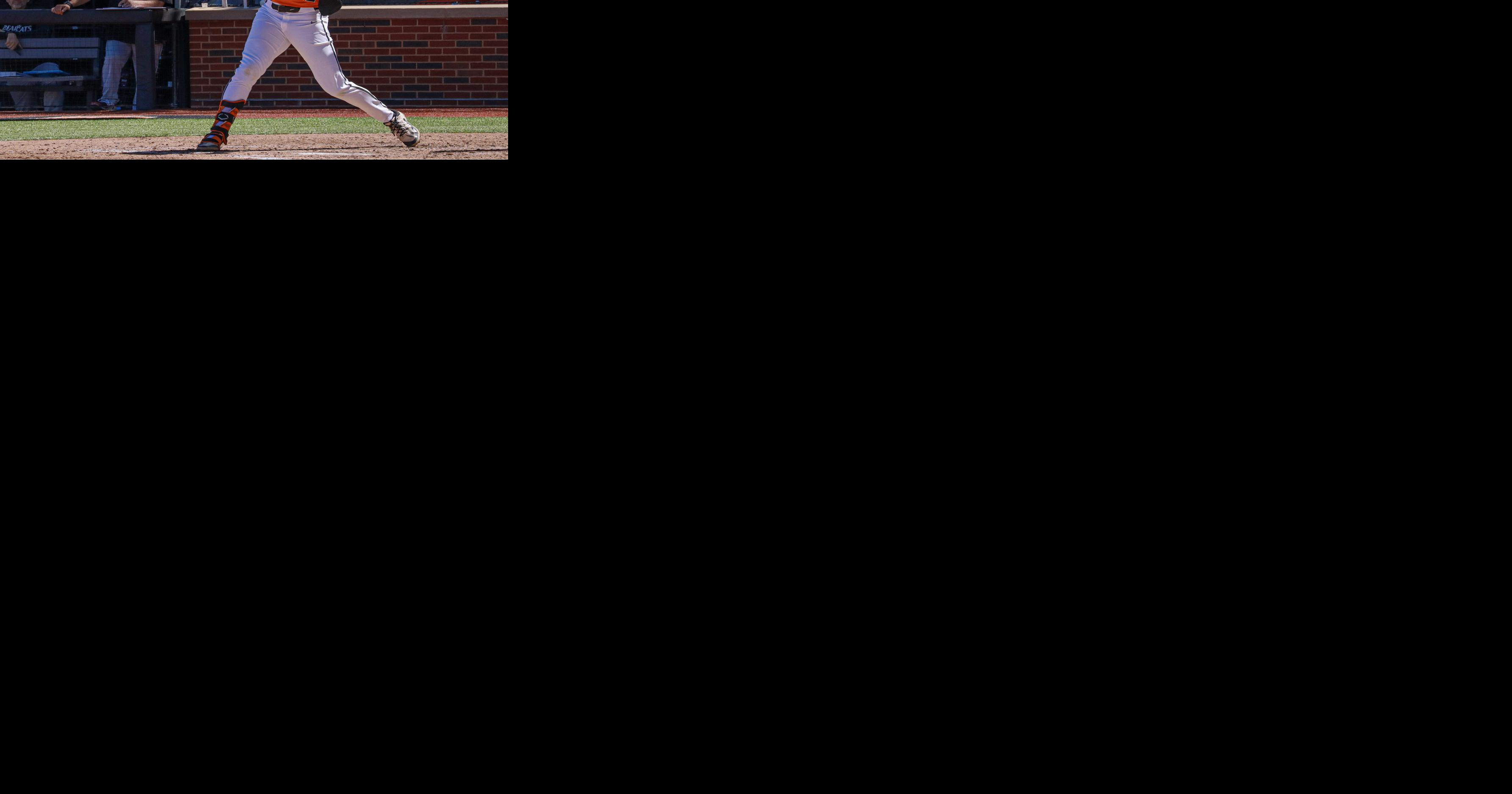 Early lead slips away as Cowboys fall 11-3 to Kansas State in series opener