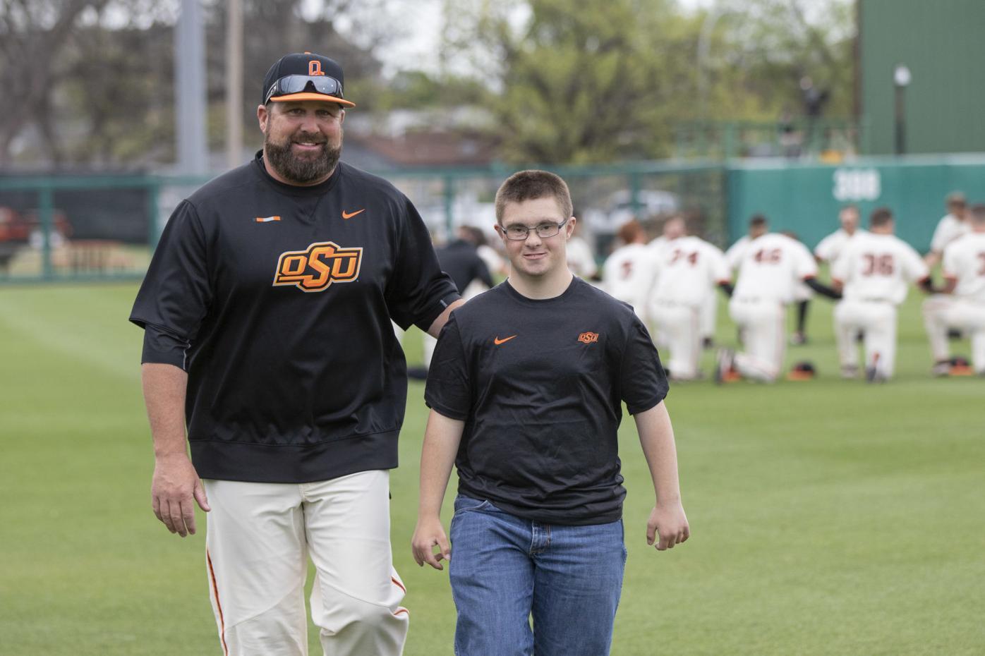 Josh Holliday Named OSU Baseball Coach - Pistols Firing