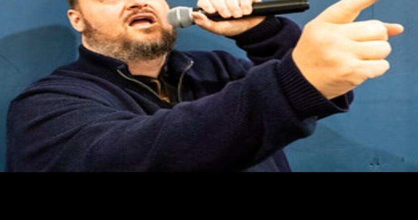 Meet Oklahoma State's hockey PA announcer Mike Iles | | ocolly.com