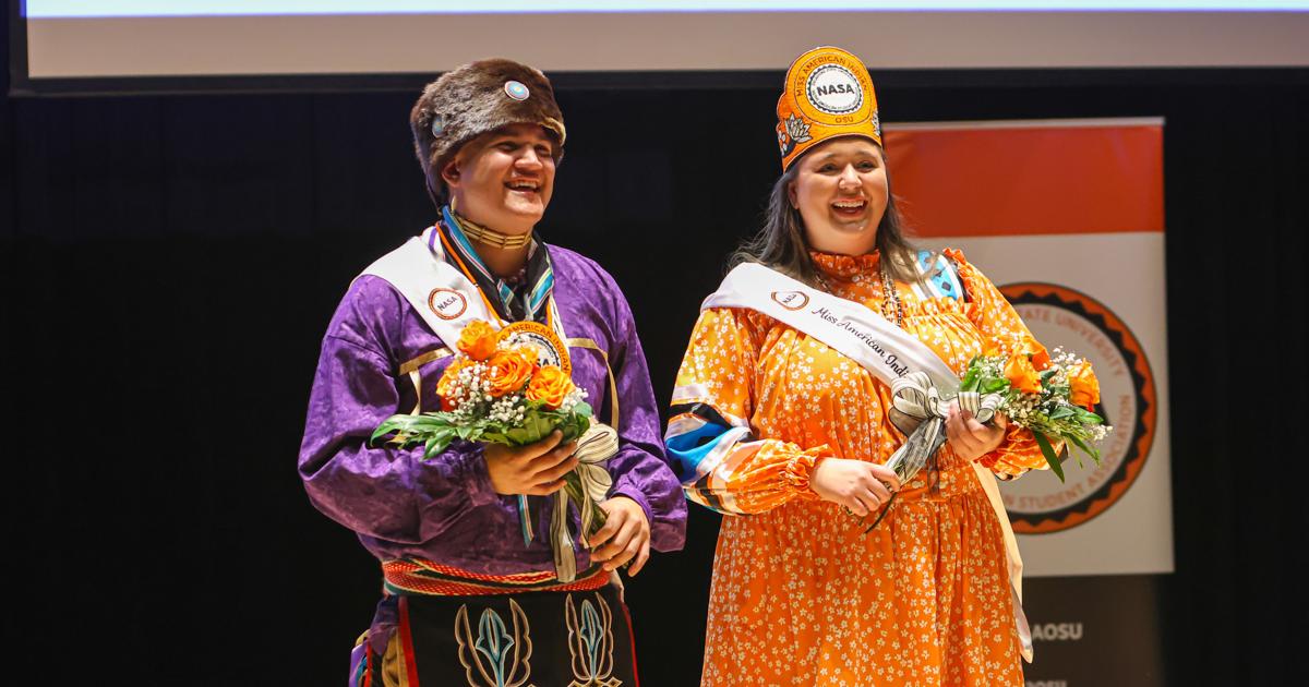 Kontes Kecantikan dan Ketampanan Miss dan Mister American Indian OSU Merayakan Budaya Asli