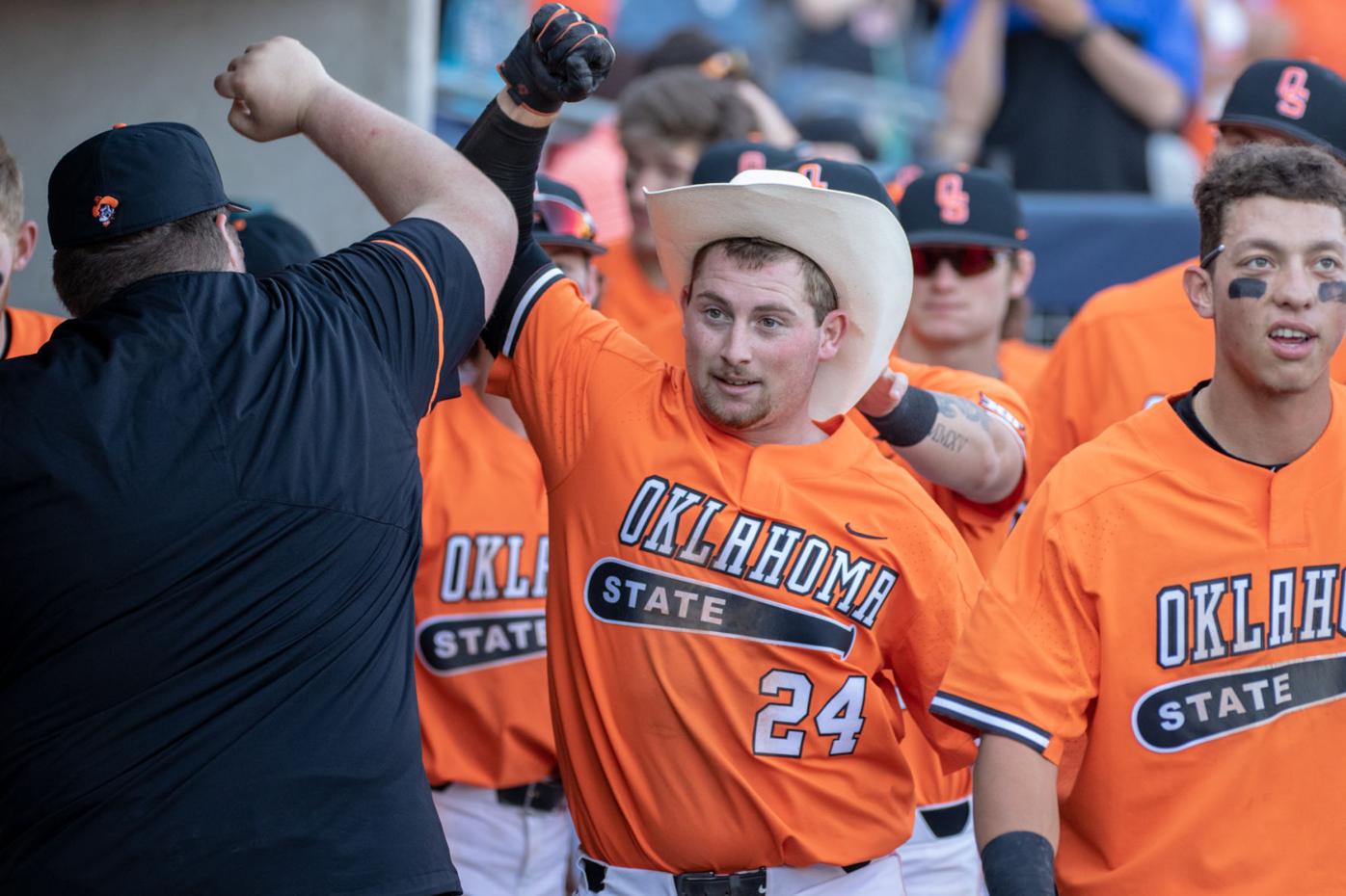 Oklahoma State baseball celebrates HRs with a cowboy hat, stick horse