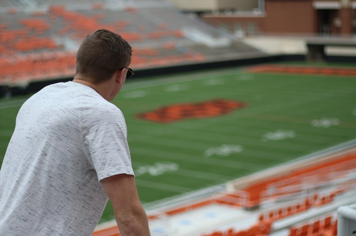 Get Wallpaper A Completely New Person Former Osu Football Player Deals With For Free