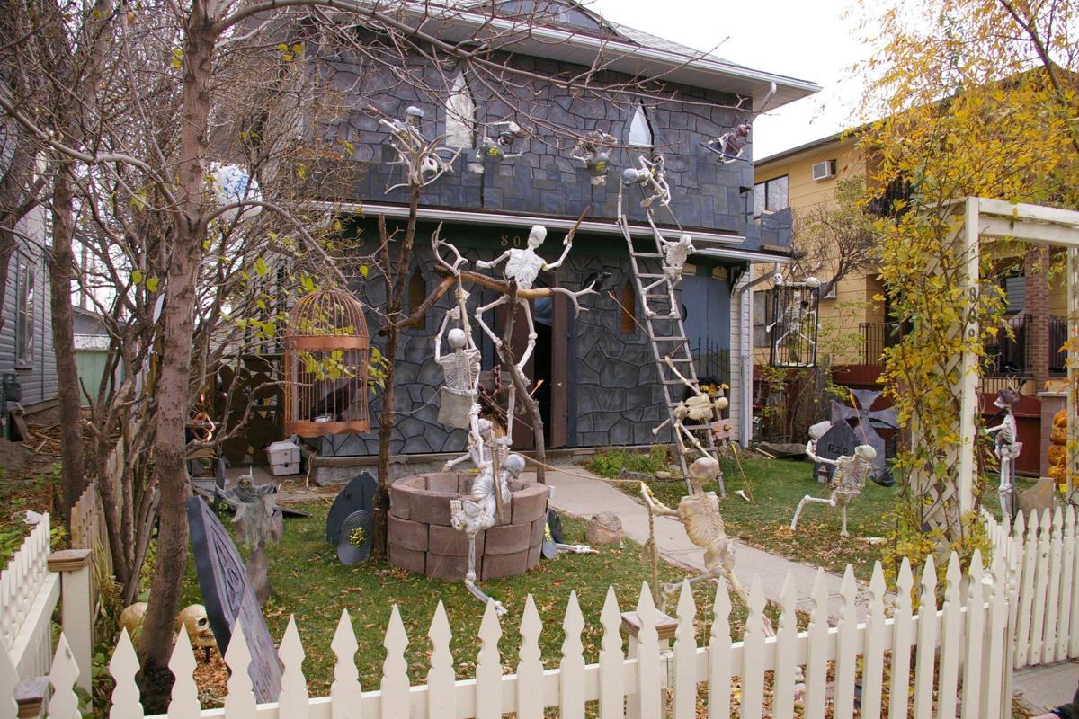 blog easy cheap ways to decorate for halloween entertainment ocollycom