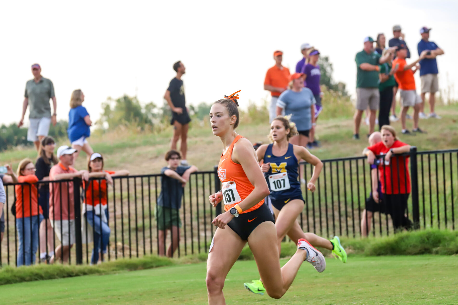 Auerbach's Military Past Shaped Her Running Attitude | Sports | Ocolly.com