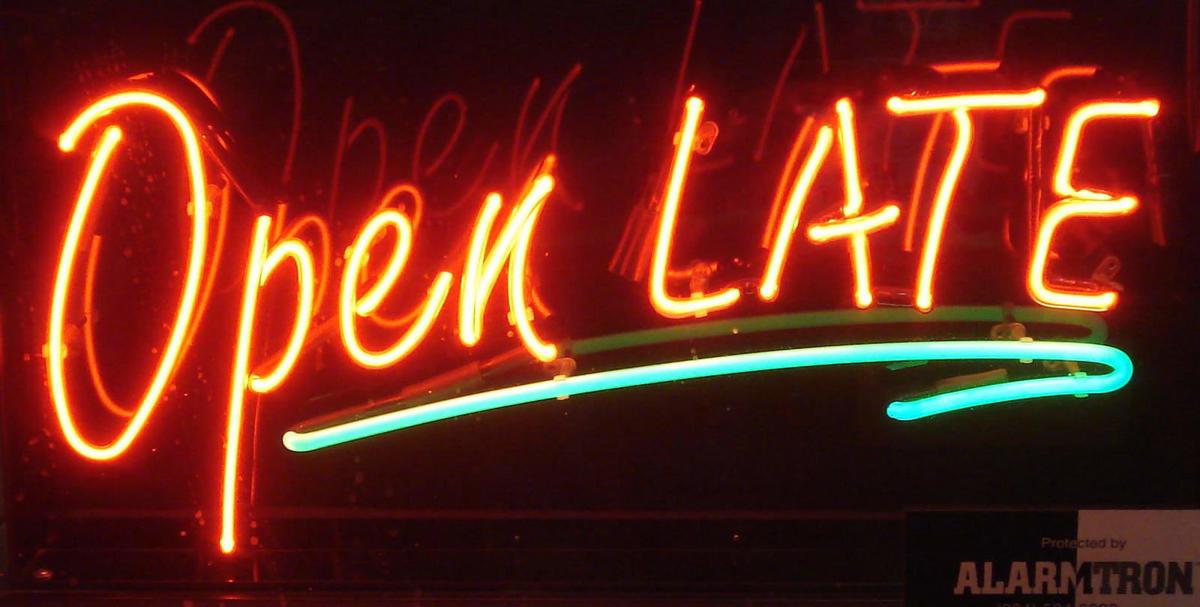 restaurants near me open late night football restaurants near me open late night football