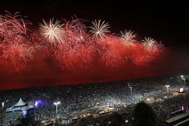 New Year's Traditions in Brazil