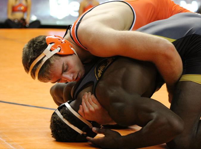 Photos OSU defeats Missouri 239 in a wrestling dual Gallery