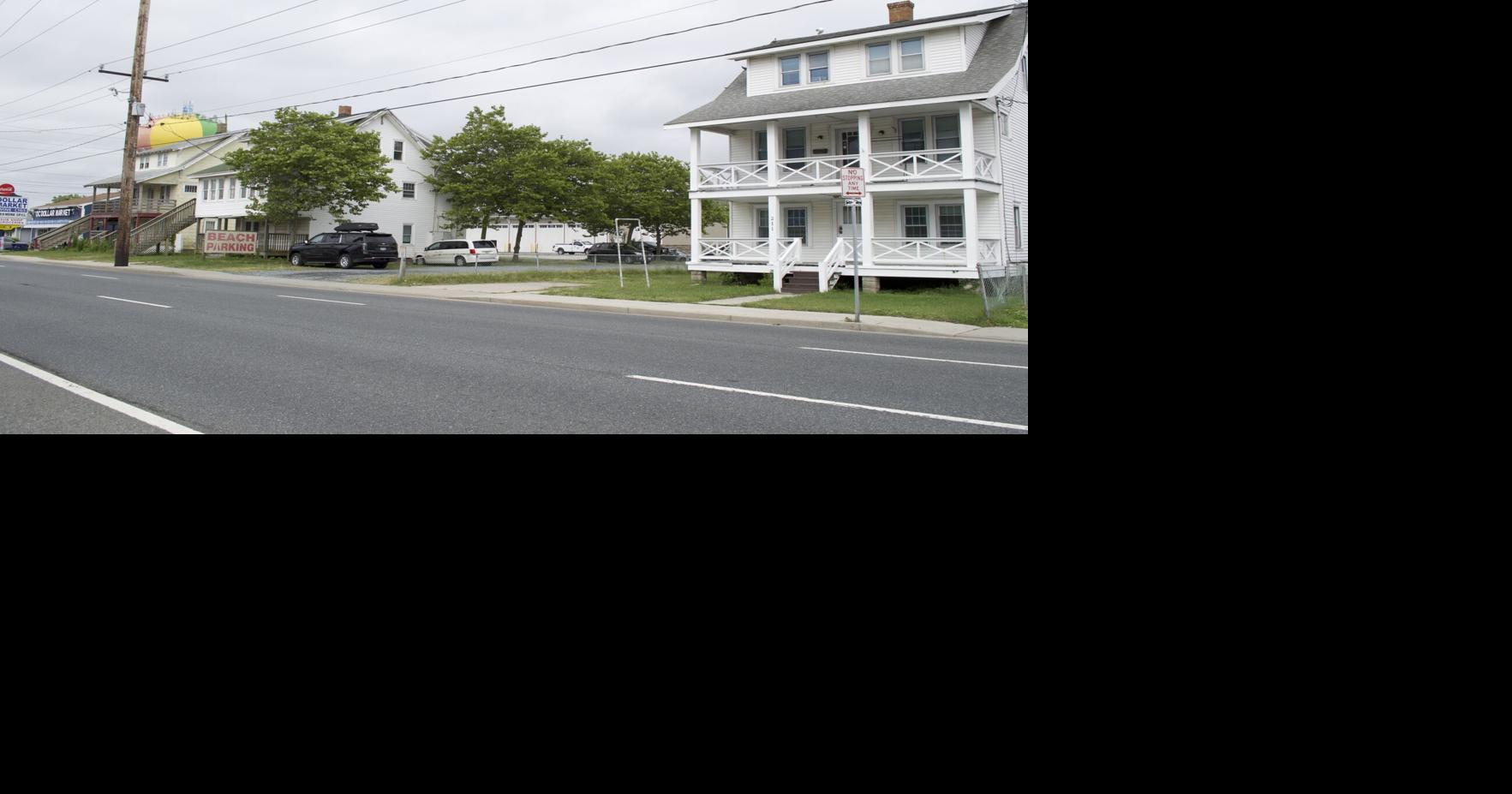 Land eyed for public parking under contract with private buyer