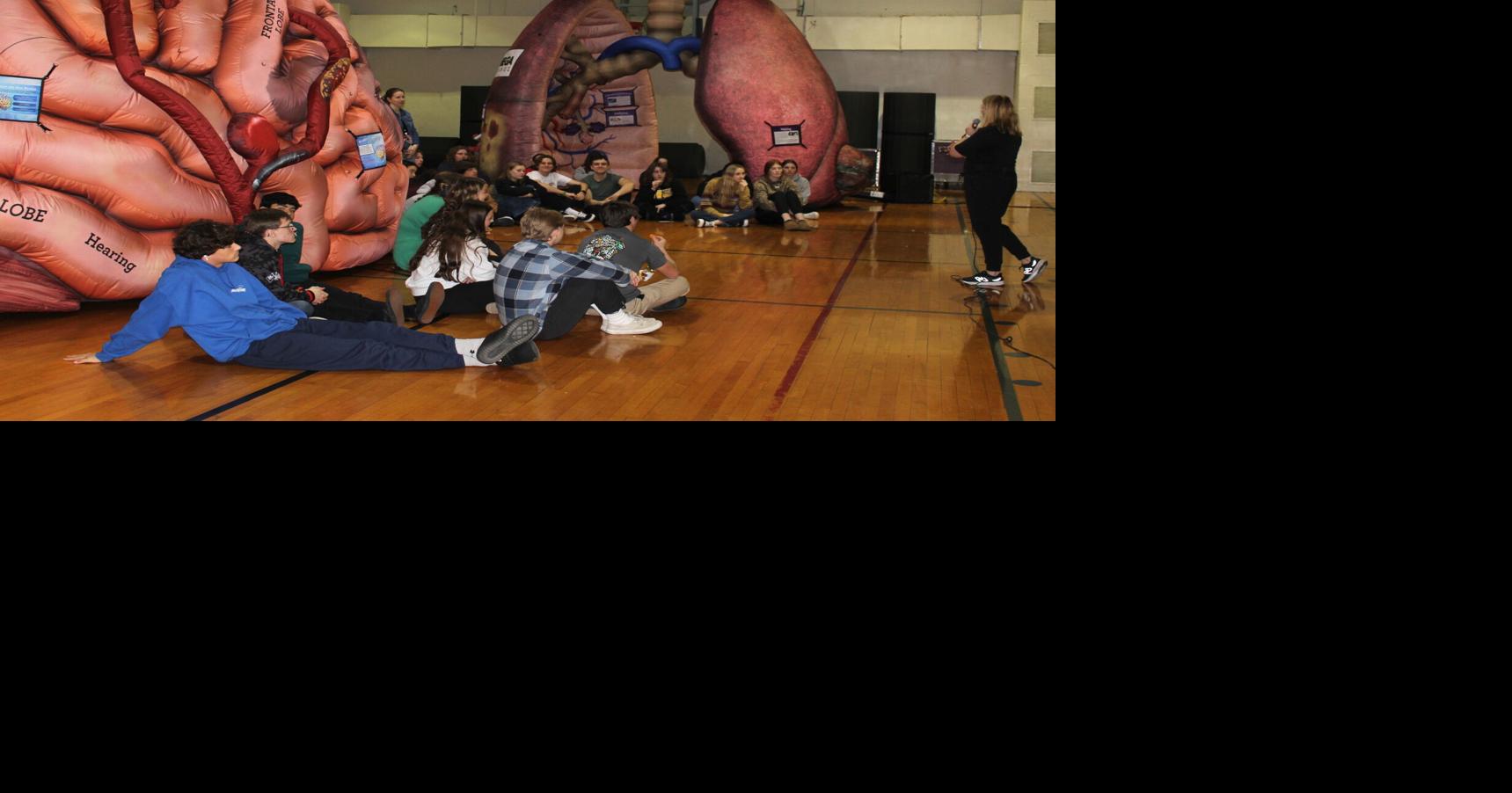 Giant inflatable brain and lungs show impact of drugs | Lifestyle ...