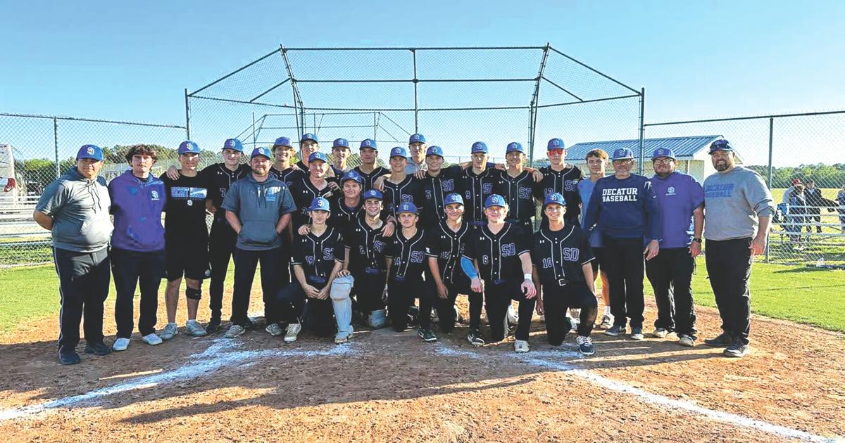 Decatur Tx Baseball DECATUR BASEBALL STAYS ON A ROLL | Sports | octodaydispatch.com
