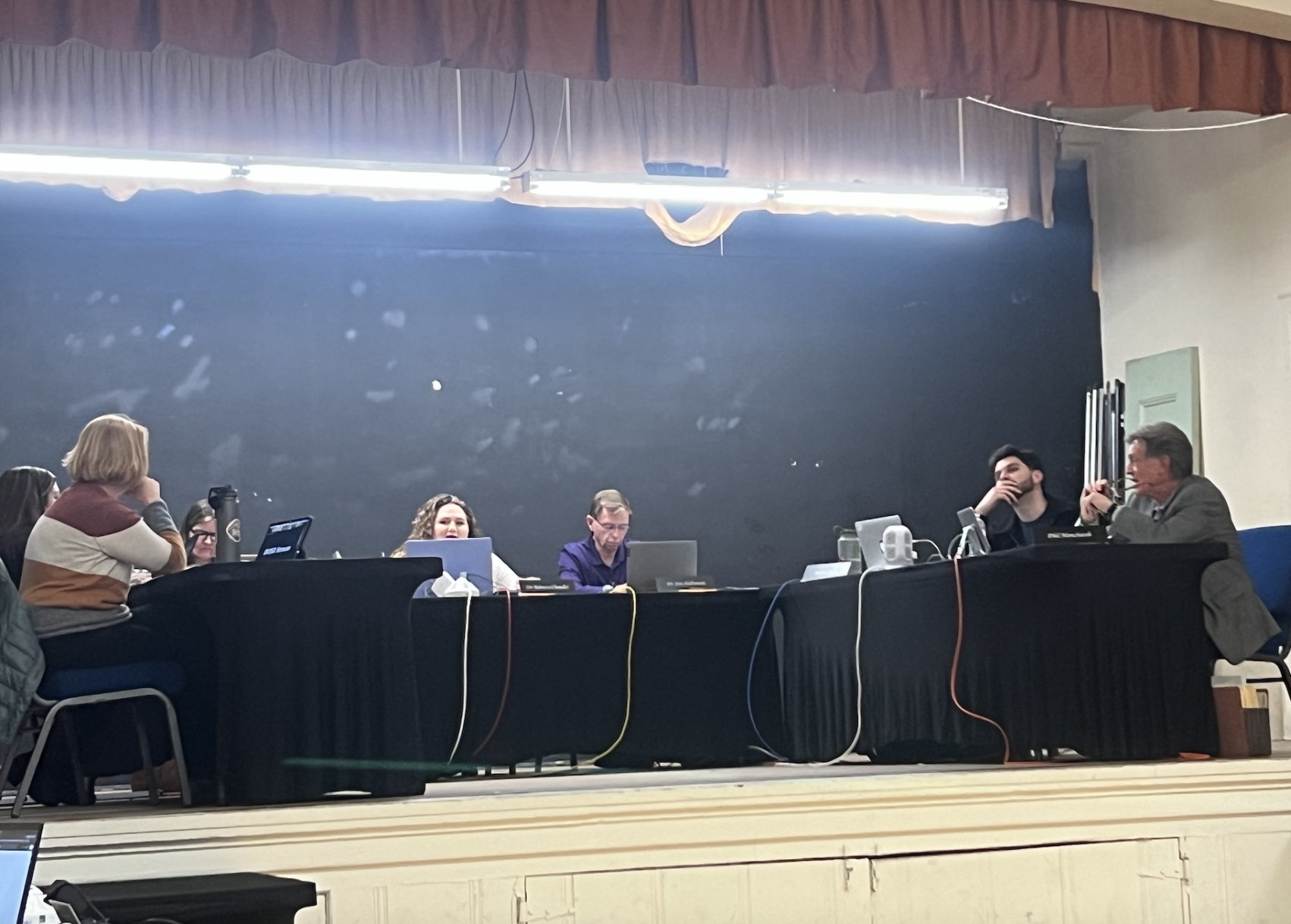 OUSD Board Approves 'negative' Interim Budget | News | Ojaivalleynews.com