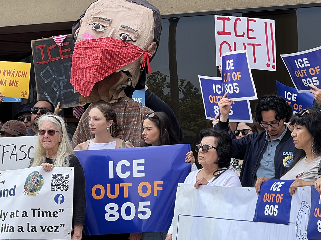 Coalitions unite, speak out against ICE raids in Ventura County | County |  ojaivalleynews.com