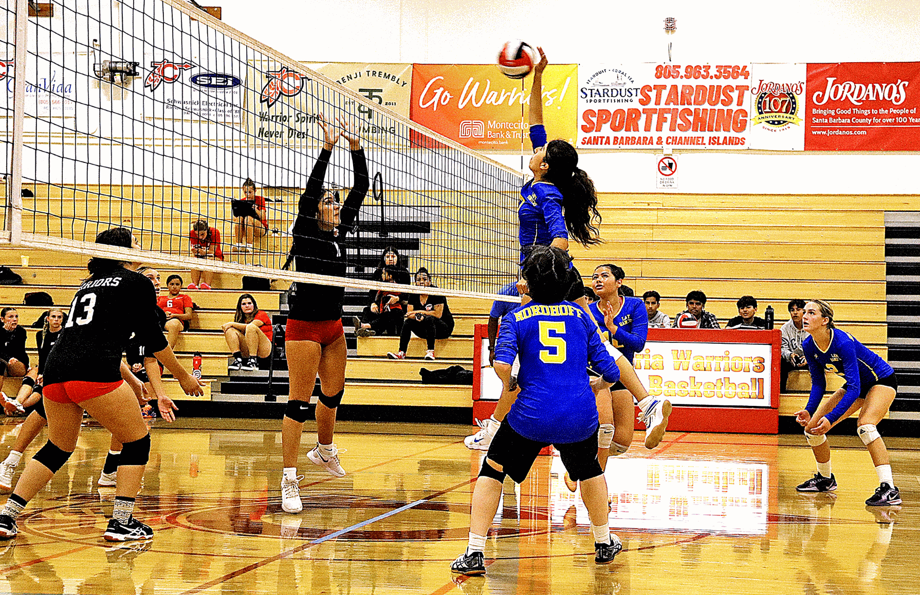 TM_NHS_volley_Carp_Leslie_Ruiz_9_3_2024_web