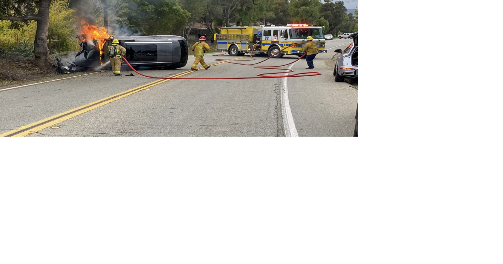 Minivan catches fire after hitting a tree | News | ojaivalleynews.com