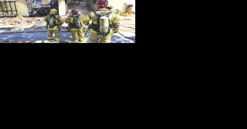 Oak View residents evacuate after fire burns 2 garages - Vimarsana News