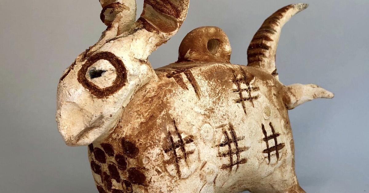 Μάθετε την πρωταρχική τέχνη των ζωόμορφων κουδουνίστρων στο Beatrice Wood