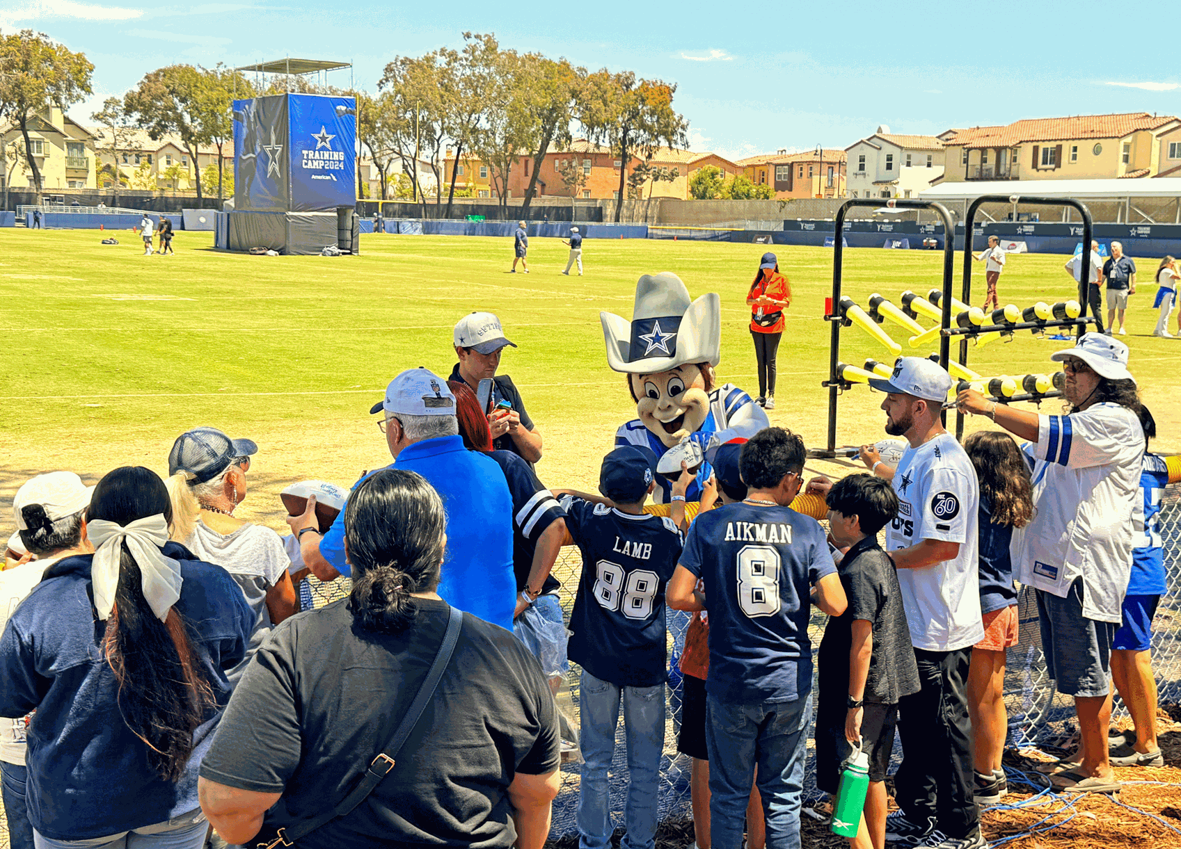 Dallas Cowboys Training Camp draws fans | Sports | ojaivalleynews.com