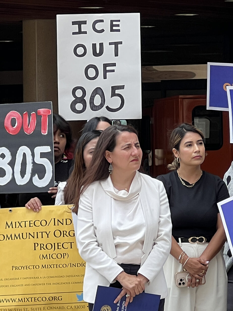 Coalitions unite, speak out against ICE raids in Ventura County | County |  ojaivalleynews.com