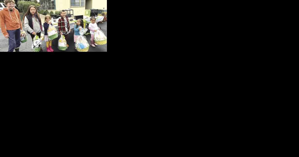 Children hunt for Easter Bunny's 'Golden Ticket' | News - Vimarsana News