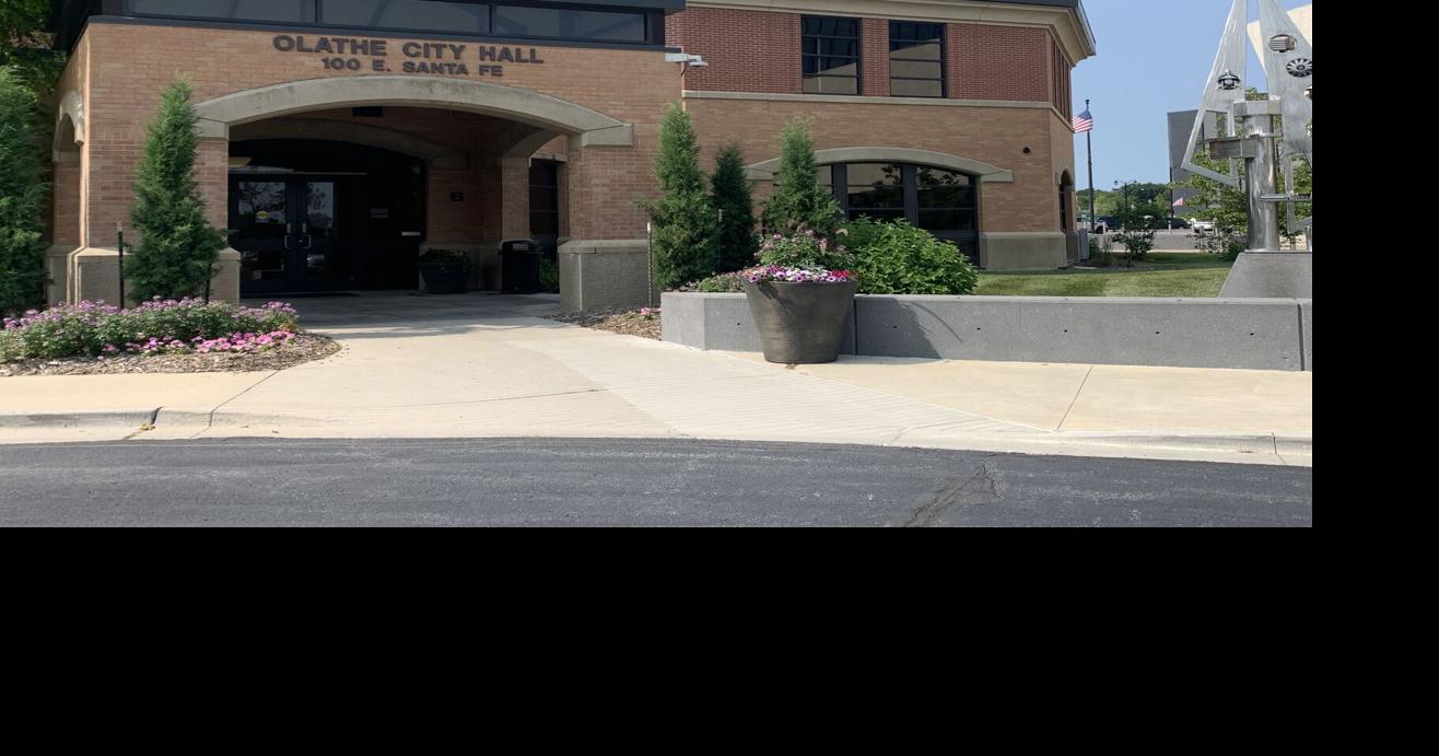 New industrial buildings at Lone Elm and 159th transfers ownership