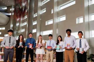 042826-owh-new-scholars-nf-01.JPG