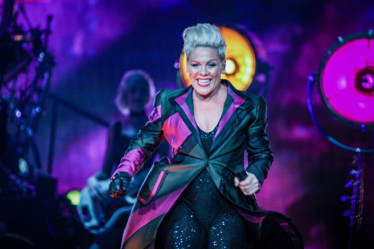 Review Pink's Omaha concert might be the best pop show