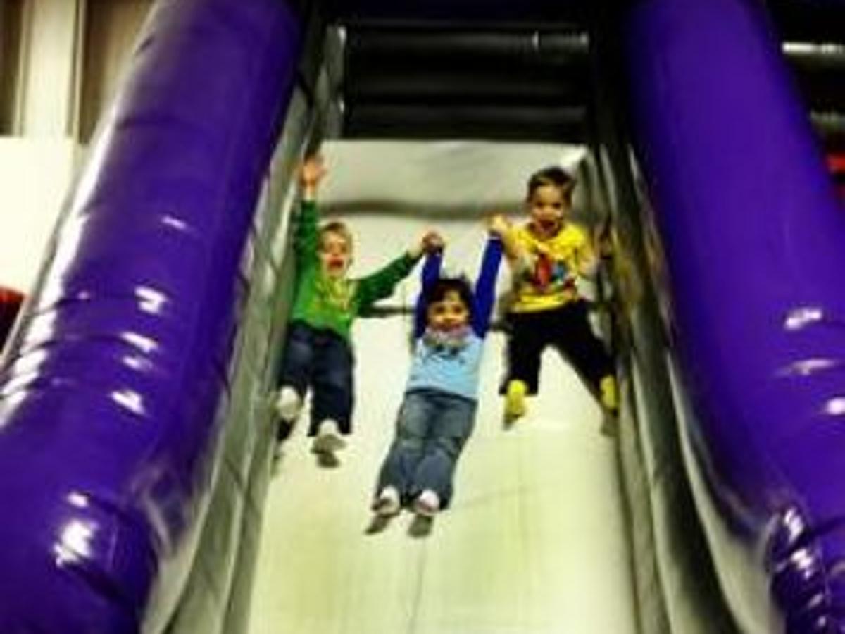 Bounce U turns 5