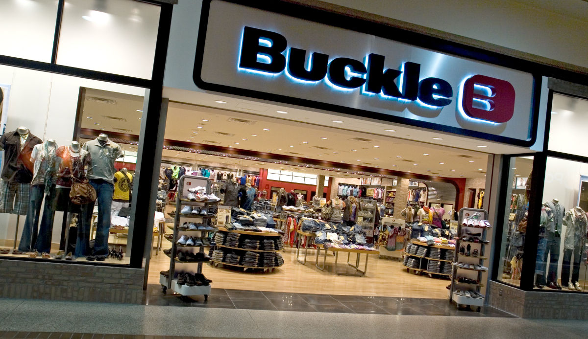 Buckle retail sale