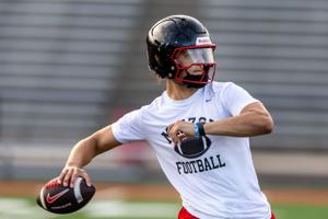 060926-owh-spo-milsouthpractice-cm-08.JPG