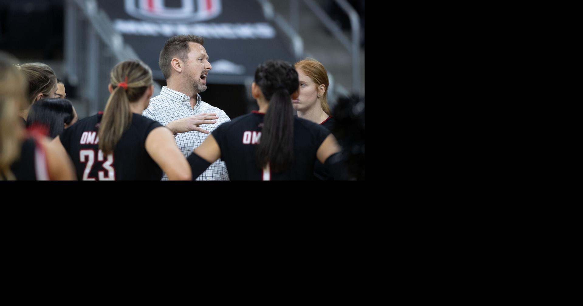 Omaha volleyball to play in National Invitational Volleyball Championship