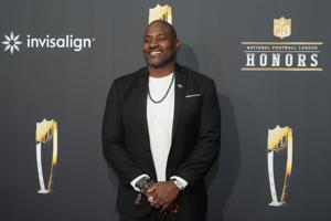 Marcellus Wiley on the red carpet before the NFL Honors show at Resorts World Theatre in 2024.