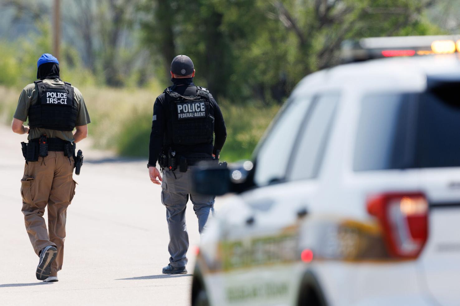 ICE arrests MS13 gang members in Omaha area(02)