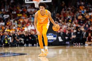 Tennessee Volunteers forward Nate Ament (10) dribbles in the second half against the Iowa State Cyclones during a Sweet 16 game on March 27, 2026.