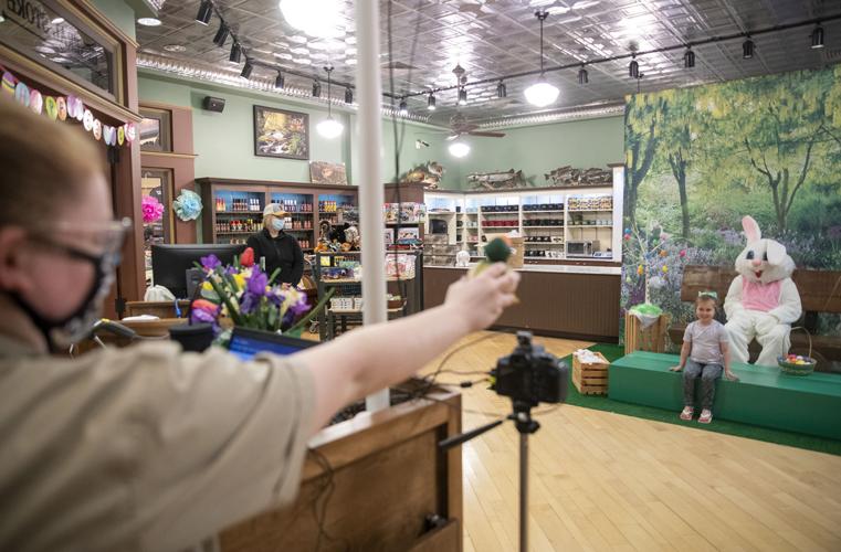 Photos The Easter Bunny comes to Cabelas