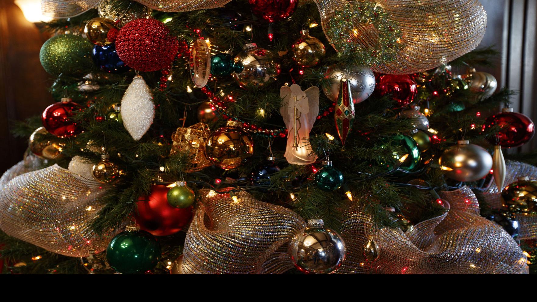5 Holiday Decorating Traditions To Start With Your Family Momaha