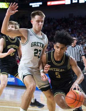 Gretna vs. Lincoln Southeast, 3.8
