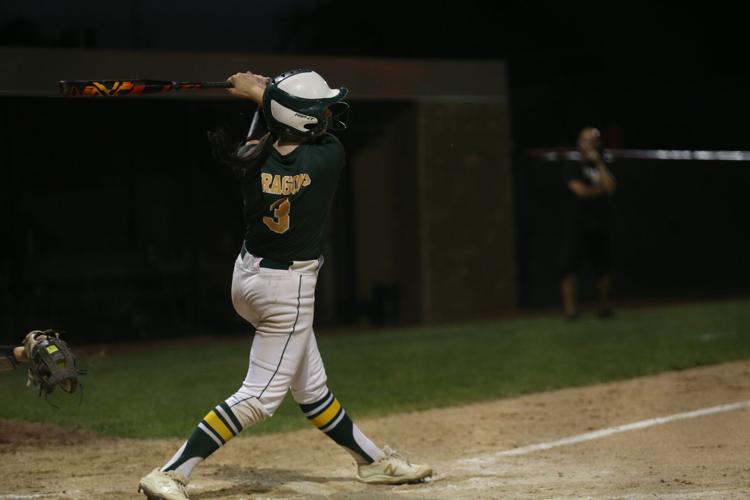 Ansley Gydesen swings