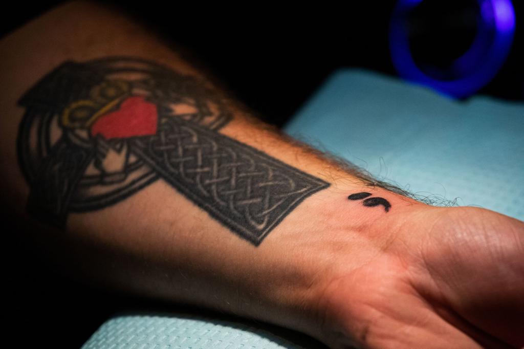 Omaha Tattoo Artist Donates Money From Semicolon Tattoos To Local Suicide Prevention Group Health Omaha Com