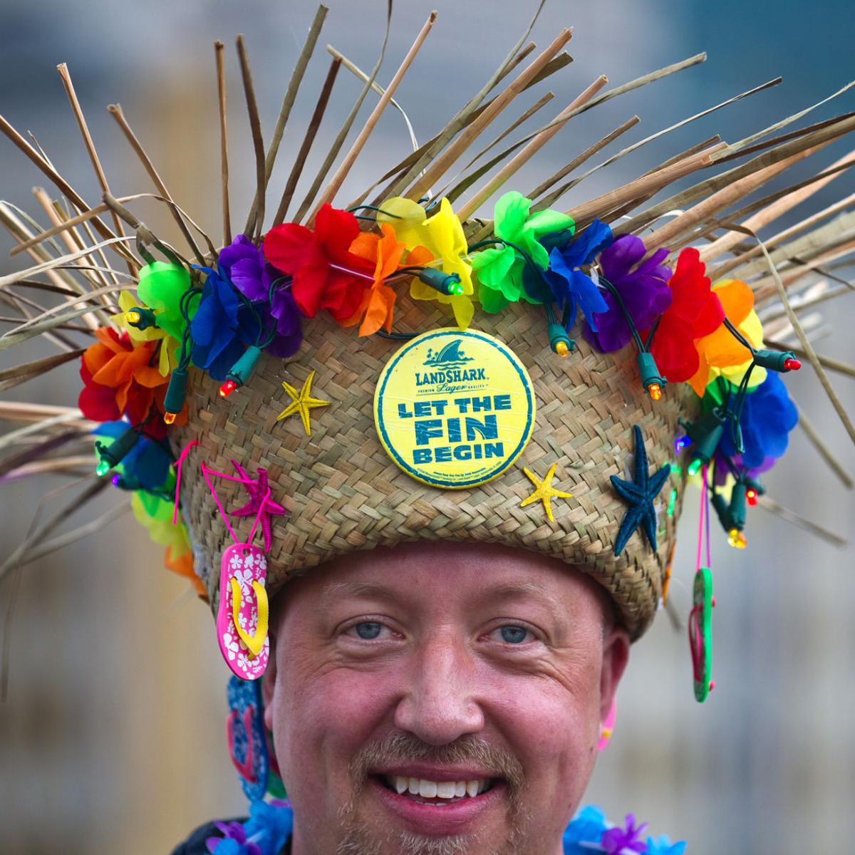 Jimmy Buffetts Parrotheads Party But With A Purpose Music Omahacom Jimmy Buffetts Parrotheads Party But With A Purpose Music Omahacom