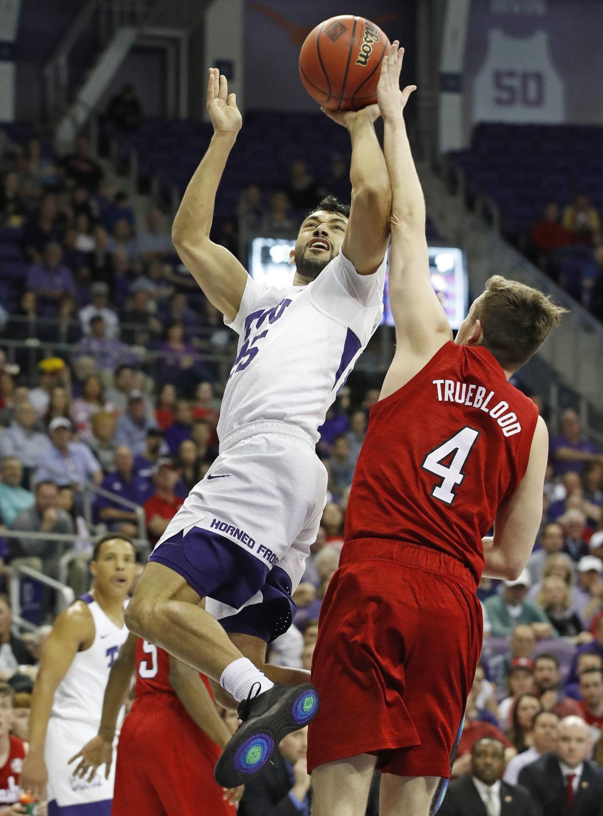 Nebraska Basketball S Postseason Ends At The Nit With 88 72 Second