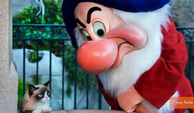Grumpy Cat Makes A Holiday Music Video With Friends Blogs
