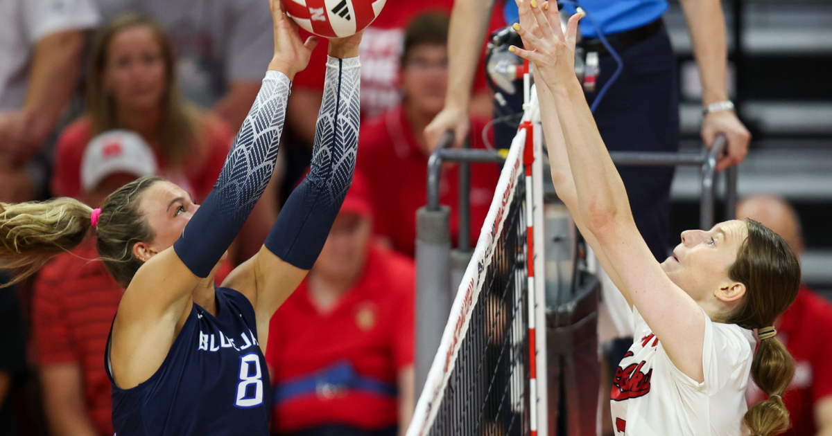 Omaha women's sports bar starts new promotion — Nebraska and Creighton ...