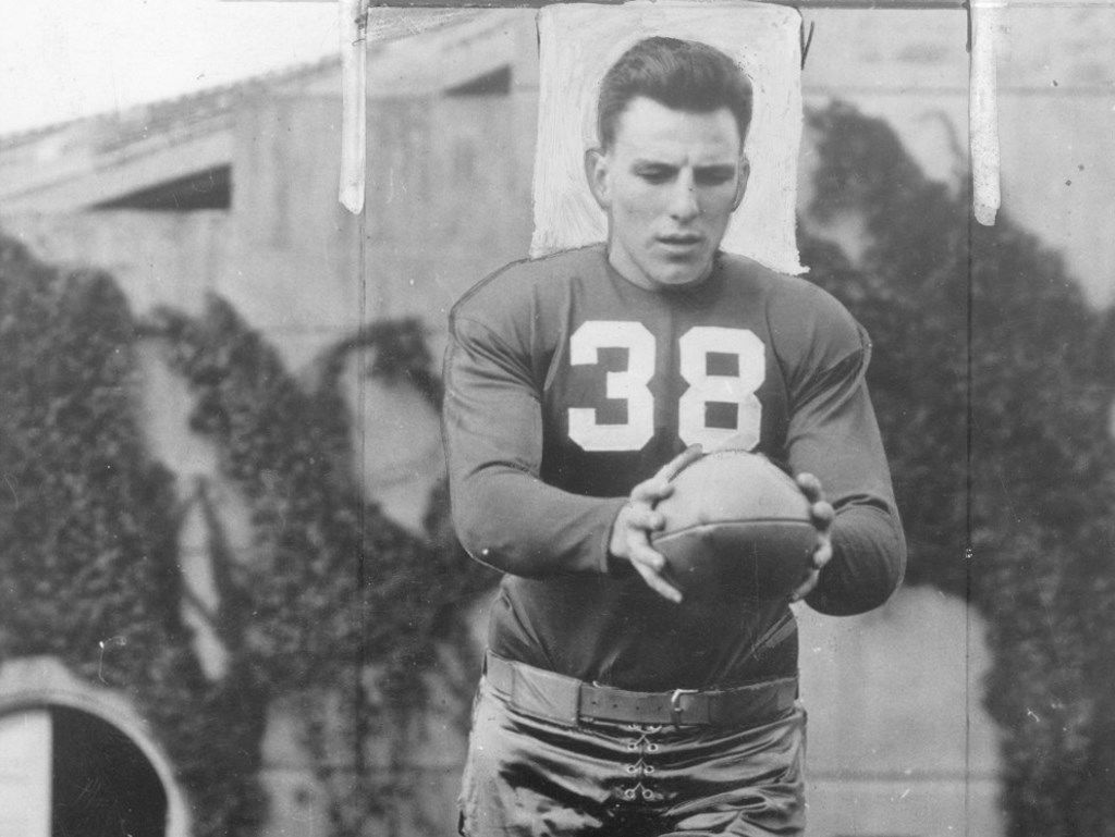 Sam Francis, two-sport star of the 1930s, makes Nebraska Athletic Hall of  Fame | Husker News | omaha.com