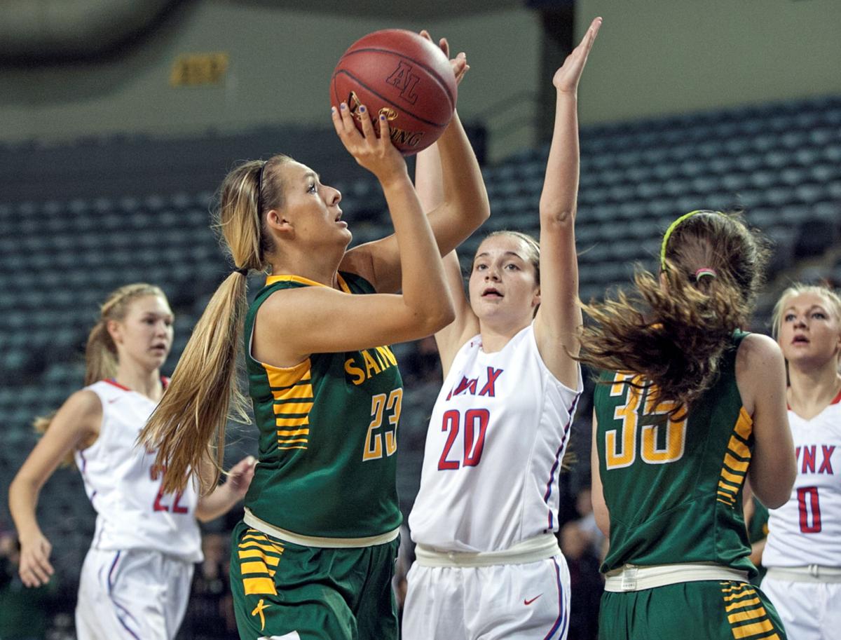 Bonner Crowl Lead The Way As A L Hangs On Against Bellevue West