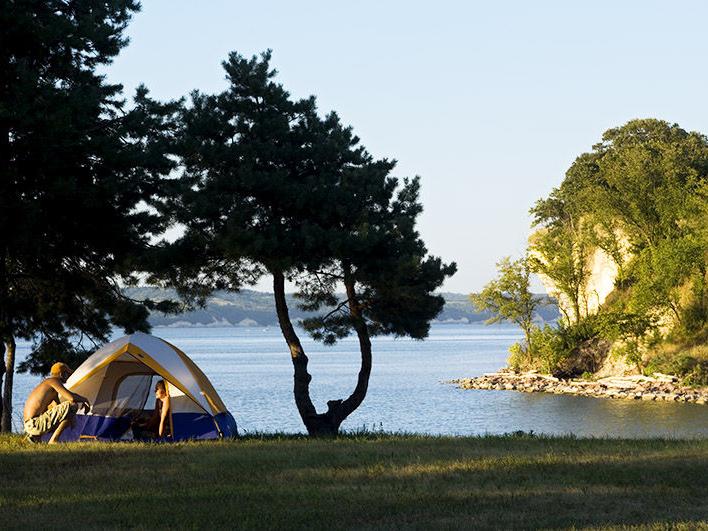 17 camping spots within 120 miles of Omaha